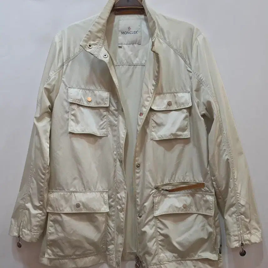 [BUNJANG] Moncler Women's Ivory Field Jacket / (정품)몽클레어 여성 아이보리 필드 자켓