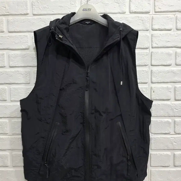 [BUNJANG] 2024 Trillion Hoodie Vest M / 2024년 트릴리온 후드 조끼m