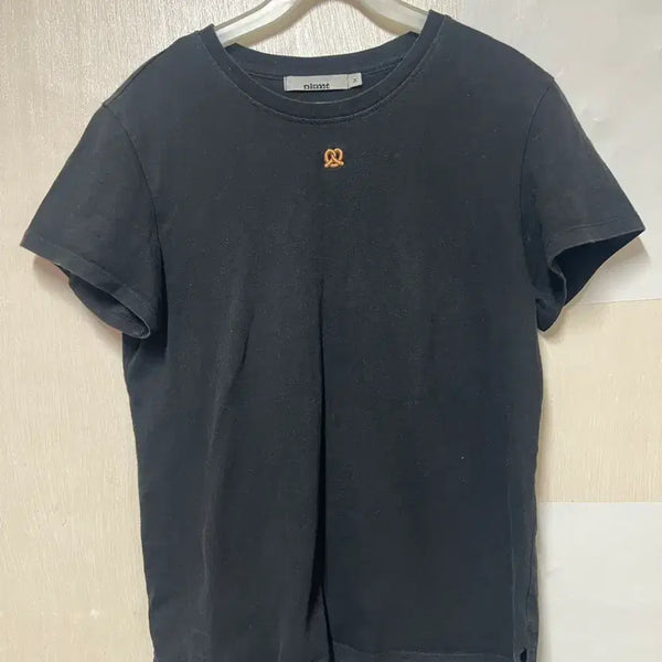 [BUNJANG] PKMT Pretzel Embroidered Logo Short Sleeve T-Shirt Black / PKMT 피케이엠티 블랙 프레즐자수로고포인트 반팔 티셔츠 M 쇼트벗스터닝