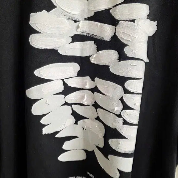 [BUNJANG] Songzio 24SS Painting T-Shirt Size 46 / 송지오 24ss 페인팅 반팔 46사이즈