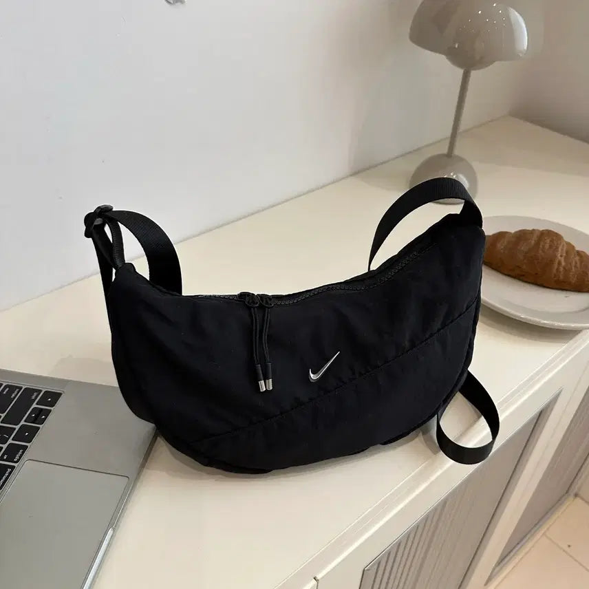 [BUNJANG] Nike Swoosh Crossbody Bag Black / 나이키 스우시 크로스백 블랙