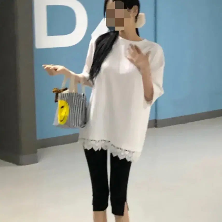 [BUNJANG] Long T-shirt with Lace Hem - New Arrival / 고급 원단) 밑단 레이스 롱 티셔츠 새상품