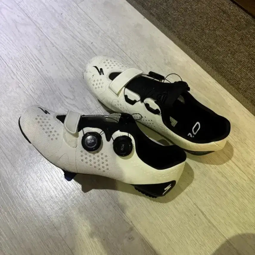 [BUNJANG] Specialized Torch 3.0 Cycling Shoes / 스페셜라이즈드 토치 3.0 클릿슈즈