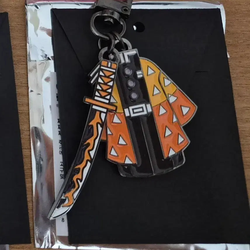 [BUNJANG] Demon Slayer Zenitsu Agatsuma Nichirin Sword Keychain / 귀멸의 칼날 SMG 팝업 굿즈젠이츠일륜도 키링