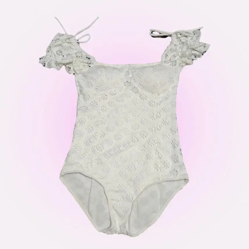 [BUNJANG] Lace Off-Shoulder Swimsuit White / 레이스 오프숄더 수영복 화이트