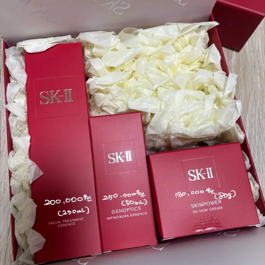 [BUNJANG] SK-II Skincare Set (Facial Treatment Essence, GenOptics Serum, Skinpower Cream) / SK-II 스킨케어 세트 (피테라 에센스, 제놉틱스 세럼, 스킨파워 크림)