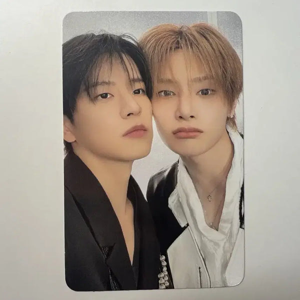 [BUNJANG] Stray Kids Run It Check Shirt Unit Photocard Seungmin + I.N / 스트레이 키즈 런잇 체크셔츠 유닛포카 승민+아이엔
