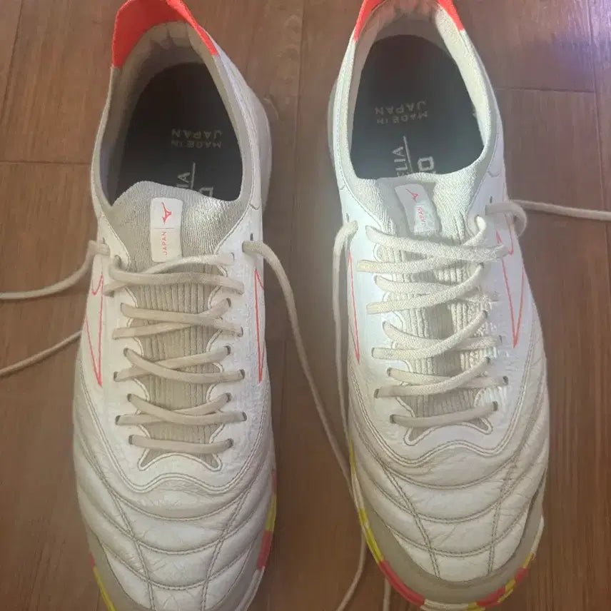 [BUNJANG] Mizuno Morelia Sala Japan TF Soccer Cleats 285 / 미즈노 모렐리아 살라 재팬 TF 285