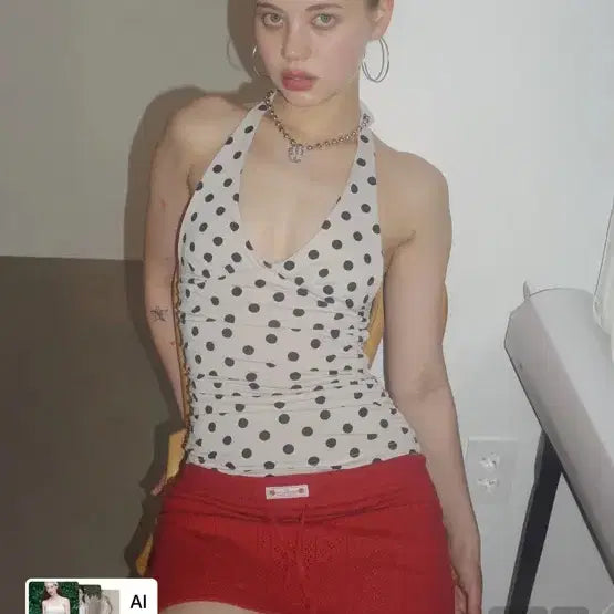 [BUNJANG] Sculptor Dot Halterneck Top Sleeveless / 스컬프터 도트 홀터넥 탑 슬리브리스 나시
