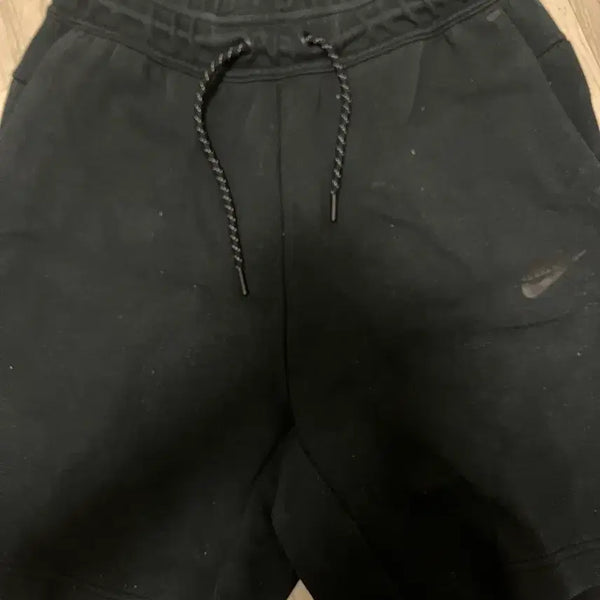 [BUNJANG] Nike Tech Fleece Shorts - Black / 나이키 테크 플리스 쇼츠 블랙 A급