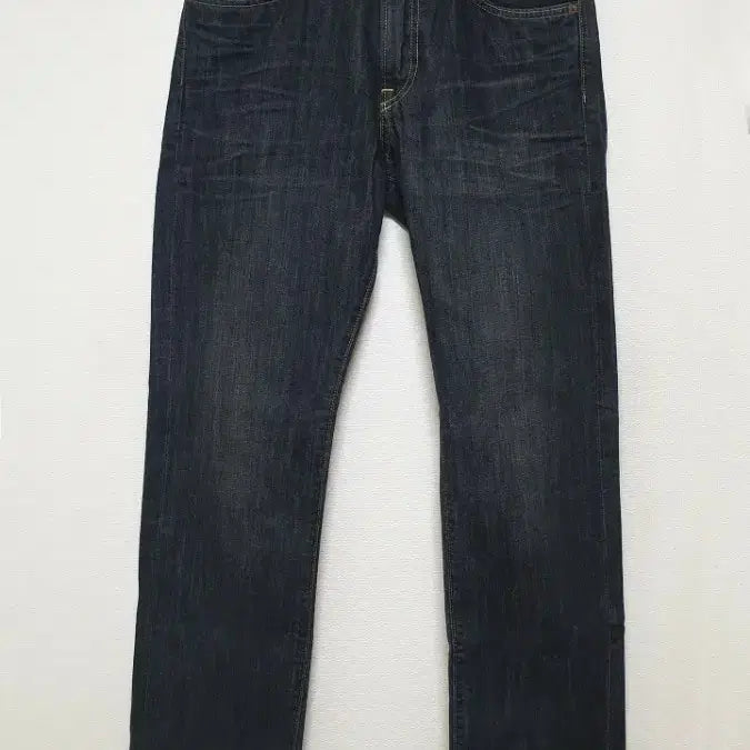 [BUNJANG] Uniqlo Regular Fit Denim Black 28 / 유니클로 레귤러핏 데님 블랙 28