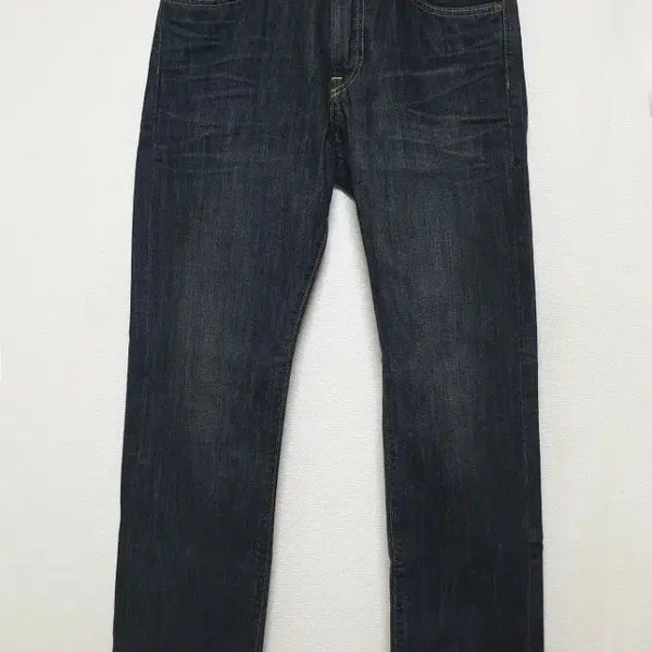 [BUNJANG] Uniqlo Regular Fit Denim Black 28 / 유니클로 레귤러핏 데님 블랙 28