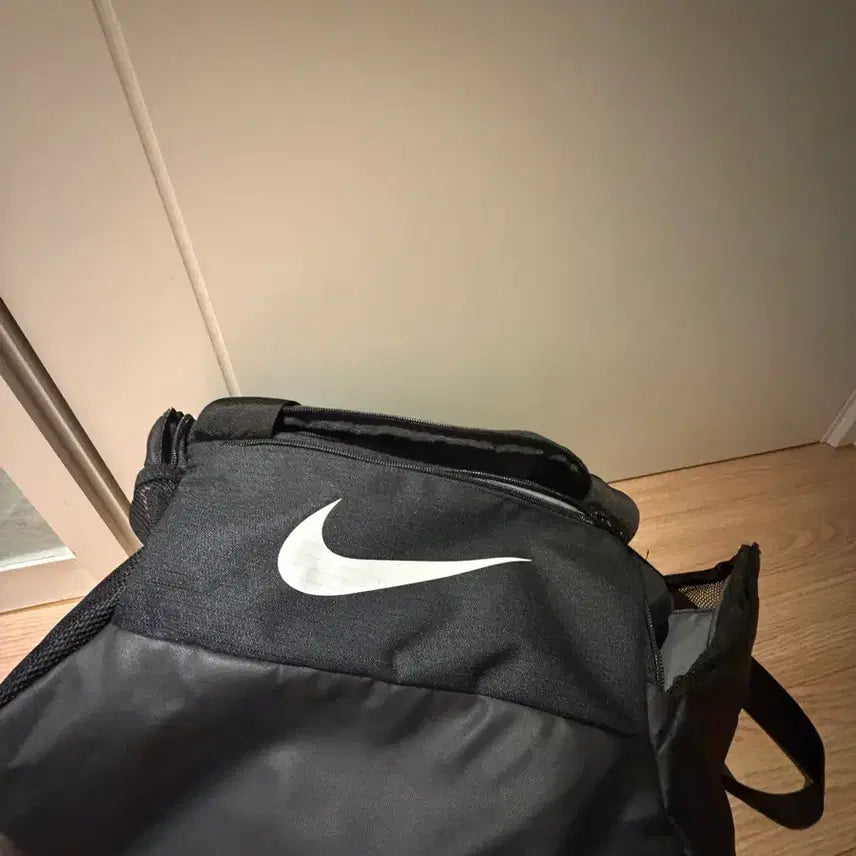 [BUNJANG] Nike Black Backpack / 나이키 검정색 백팩