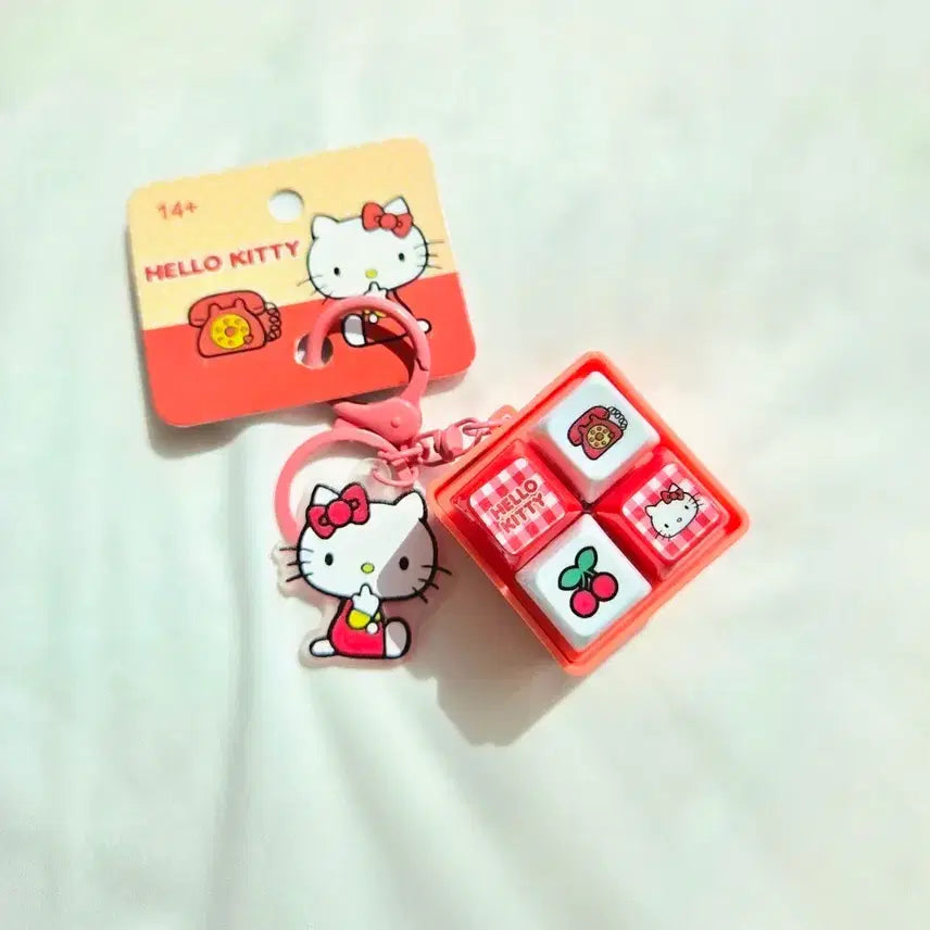 [BUNJANG] Hello Kitty 4-Keycap Keyring / (새상품) 헬로키티 4구 키캡 키링