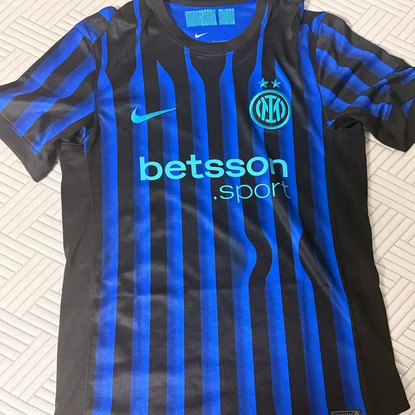 [BUNJANG] Inter Milan 23-24 Season Uniform Black Blue (No Name/Number) / 인터밀란 23-24 시즌 유니폼 블랙 블루(논마킹)