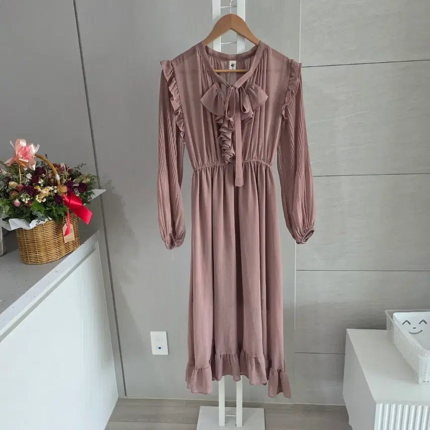 [BUNJANG] Chiffon Ribbon Ruffle Long Dress - Pink / 쉬폰 리본 프릴 롱 원피스 핑크