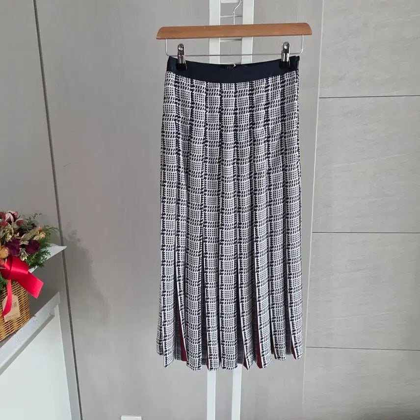 [BUNJANG] Checkered Pleated Long Skirt / 체크 패턴 플리츠 롱 스커트