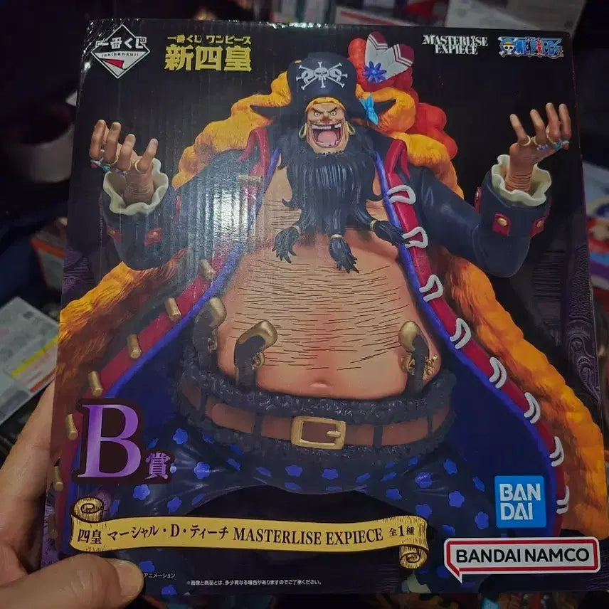 [BUNJANG] One Piece Sh Figure Blackbeard Teach Master Piece Series / (미개봉)원피스 제일복권 신사황 B상 검은수염 티치 피규어