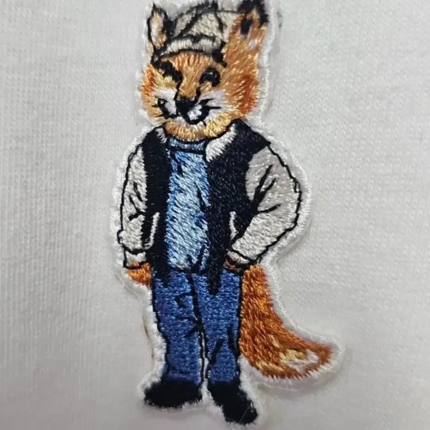 [BUNJANG] Maison Kitsuné Fox Patch T-shirt - White, Size M / 메종키츠네 여우 패치 반팔티 M