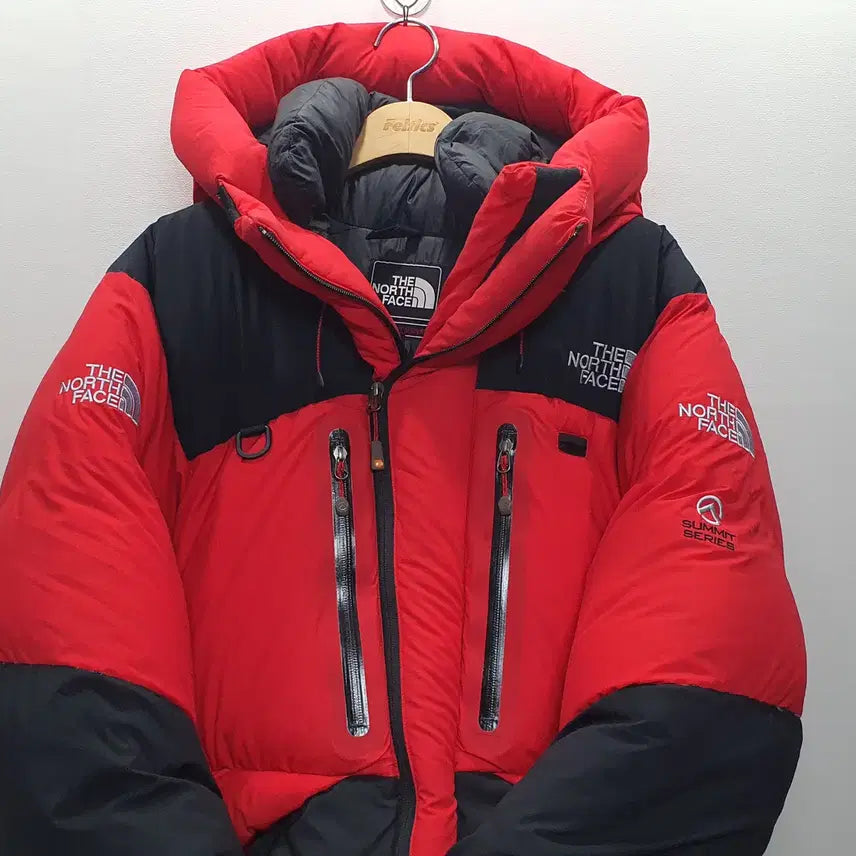 [BUNJANG] The North Face Himalayan Padded Jacket Black/Red Size 95 (Fits 105) / 노스페이스 히말라야 검빨 패딩 95사이즈 (실측 105정도)
