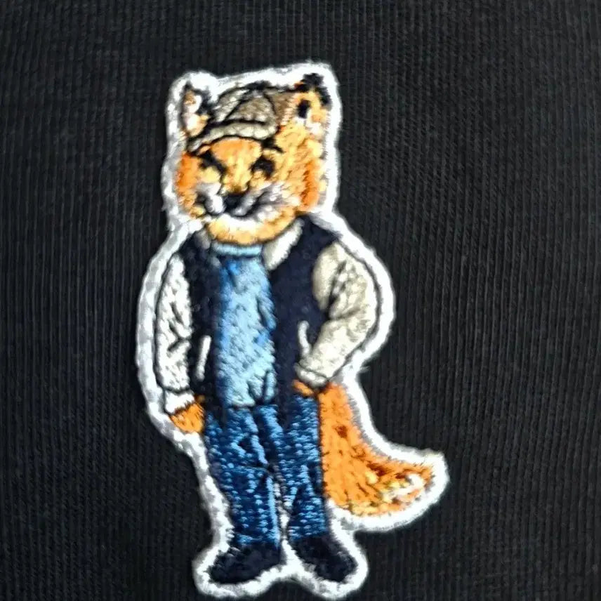 [BUNJANG] Maison Kitsuné Fox Embroidery Patch Short Sleeve T-Shirt M / 메종키츠네 여우 자수 패치 반팔티 M