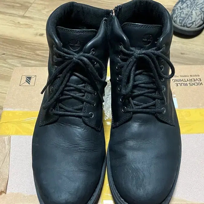 [BUNJANG] Timberland 6-Inch Lace-Up Waterproof Boots / 팀버랜드 6인치 레이스업 워터프루프 255 블랙