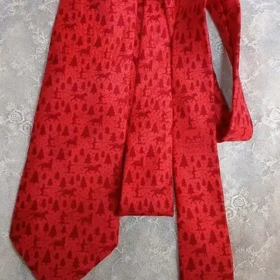 [BUNJANG] Hermès Silk Pattern Necktie Red / 에르메스 넥타이 레드 숲 패턴