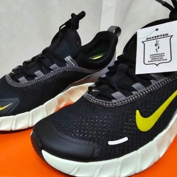 [BUNJANG] Nike Free Ride GS Sneakers Black/Fluorescent 240mm / 나이키 프리 라이드 GS 운동화 블랙/형광 240mm
