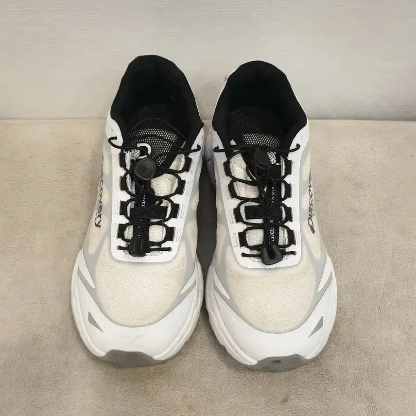 [BUNJANG] Discovery Gorpcore Hiking Shoes Lightweight / 디스커버리 고프코어 하이킹화 경등산화  235