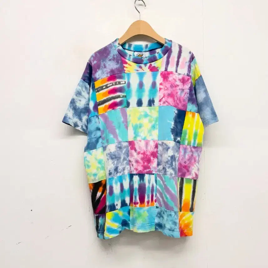 [BUNJANG] 90s USA EYE DYE Patchwork Tie-Dye T-Shirt / 90s USA EYE DYE 패치워크 타이다이 티셔츠