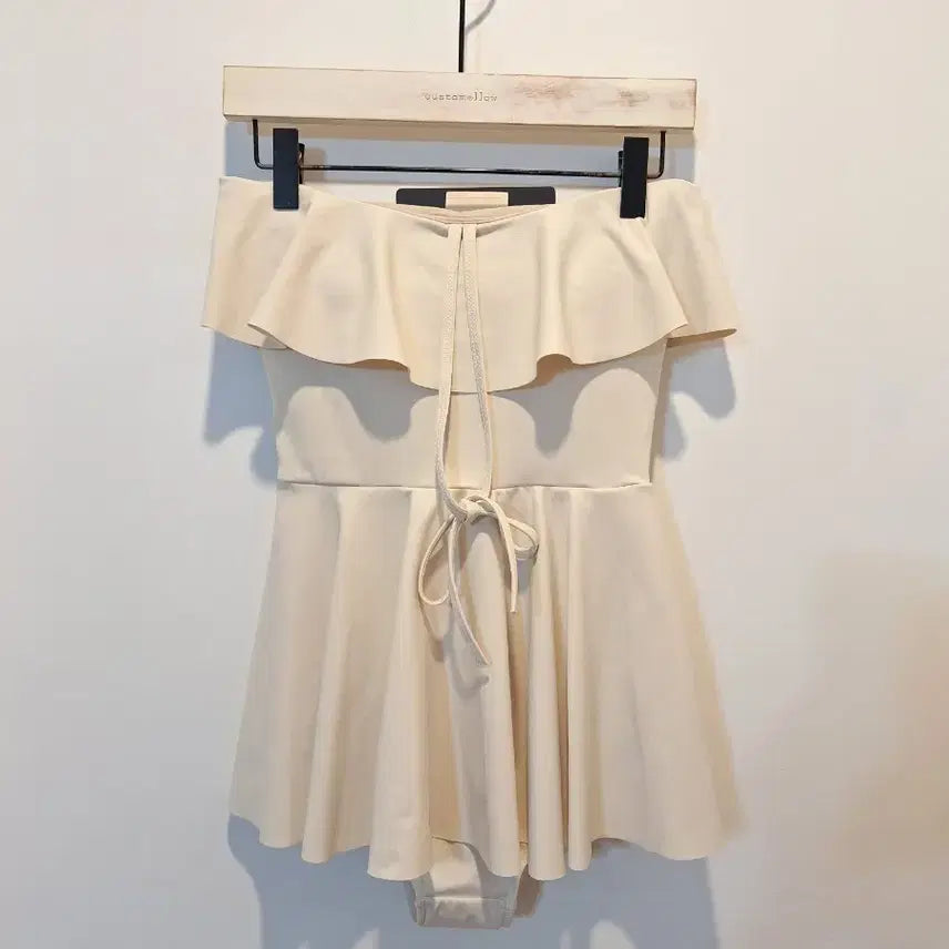 [BUNJANG] VIKINI VENDER Women's One-Piece Ruffled Swimsuit / VIKINI VENDER 여성 원피스 프릴 수영복