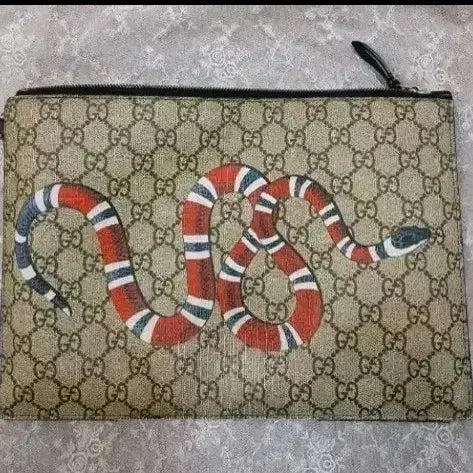 [BUNJANG] Gucci Snake Pattern Leather Clutch Bag / 구찌 스네이크 패턴 클러치백