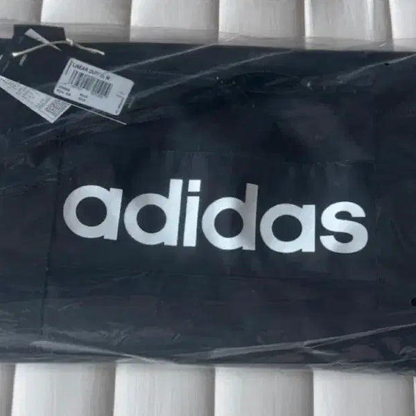 [BUNJANG] Adidas Linear Duffel Bag M Black / 아디다스 리니어 더플백 M 블랙