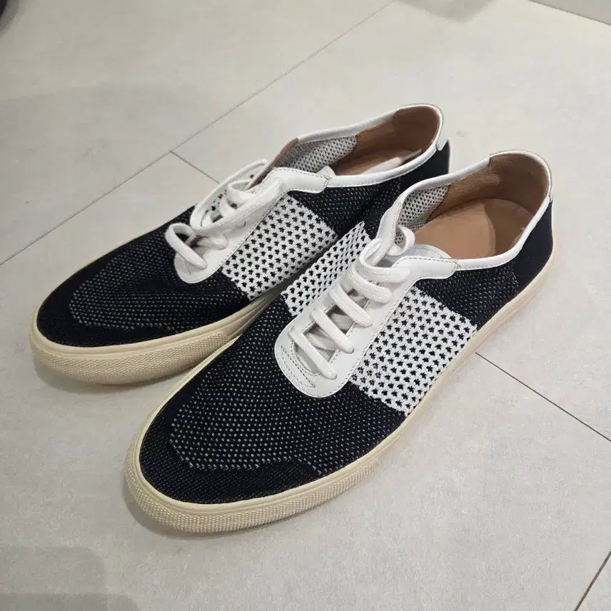 [BUNJANG] Dries Van Noten Black/White Mesh Sneakers Size 40 / [드리스반 노튼] 블랙/화이트 메쉬 스니커즈_40