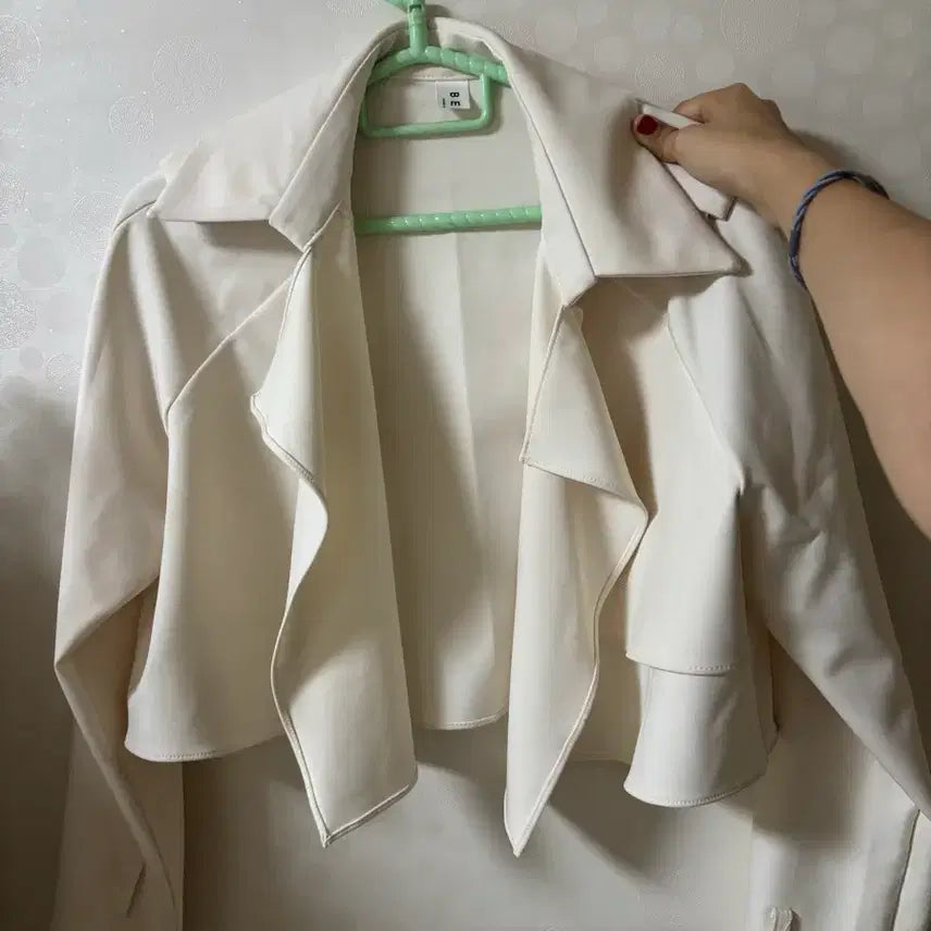 [BUNJANG] Cream Women's Summer Jacket Outerwear / 얇음) 나풀나풀 크림색 여성 여름자켓 아우터