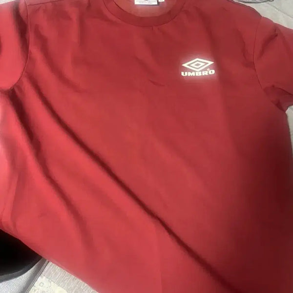 [BUNJANG] Umbro Logo Short Sleeve T-Shirt / 엄브로 로고 반팔 티셔츠