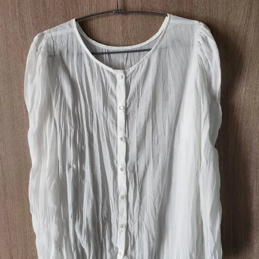 [BUNJANG] White Pleated Blouse Cardigan / 화이트 플리츠 블라우스 겸 가디건
