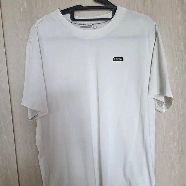 [BUNJANG] National Geographic Men's Short-Sleeve T-Shirt Size 105 / 남성 네셔널지오그래픽 반팔티 105