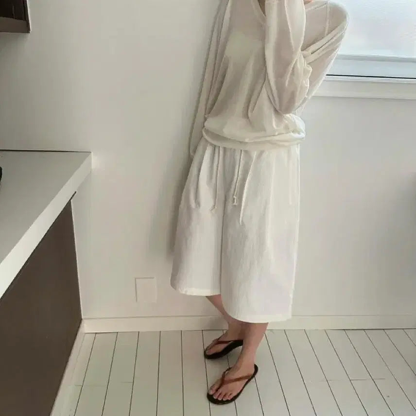 [BUNJANG] Mare Volume Bermuda Tuck Pants Ivory / Mare 마레 볼륨 버뮤타 턱팬츠 아이보리 새상품