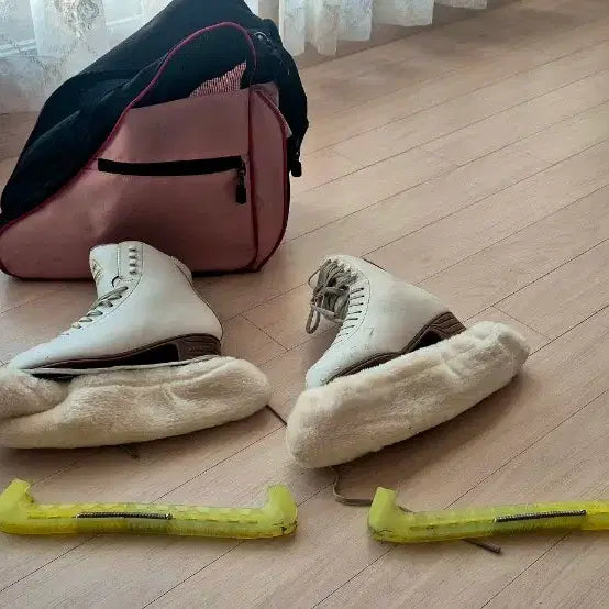 [BUNJANG] Jackson Mark IV Figure Skates / 피겨 스케이트 잭슨 220~225cm 1890 4 1/2