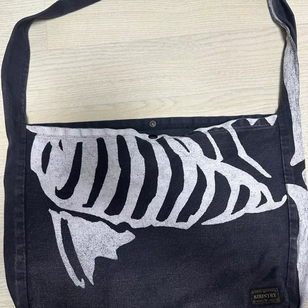 [BUNJANG] Kapital 14oz Denim Bone Print Book Bag Black / 캐피탈 가방 14온즈 데님 본 프린트 북백 블랙