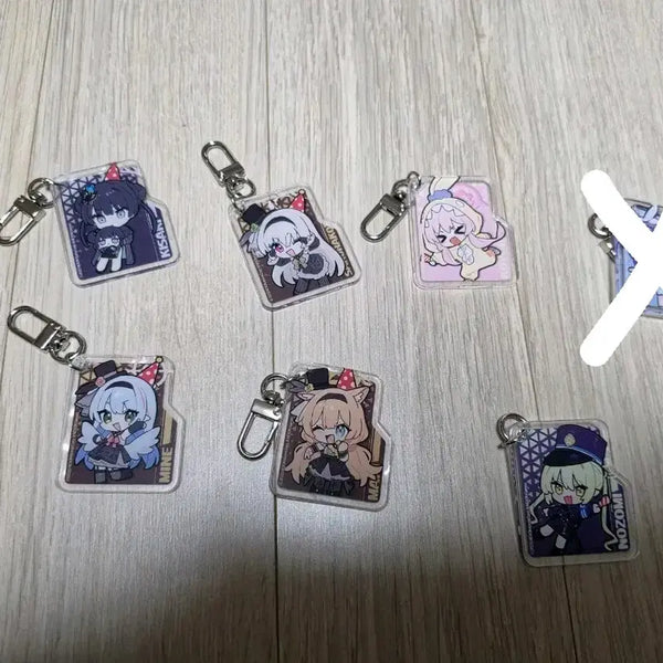 [BUNJANG] Blue Archive Cafe Memorial 4th Anniversary Keyring / 블루아카이브 카페메모리얼 4주년 키링 팔아요.