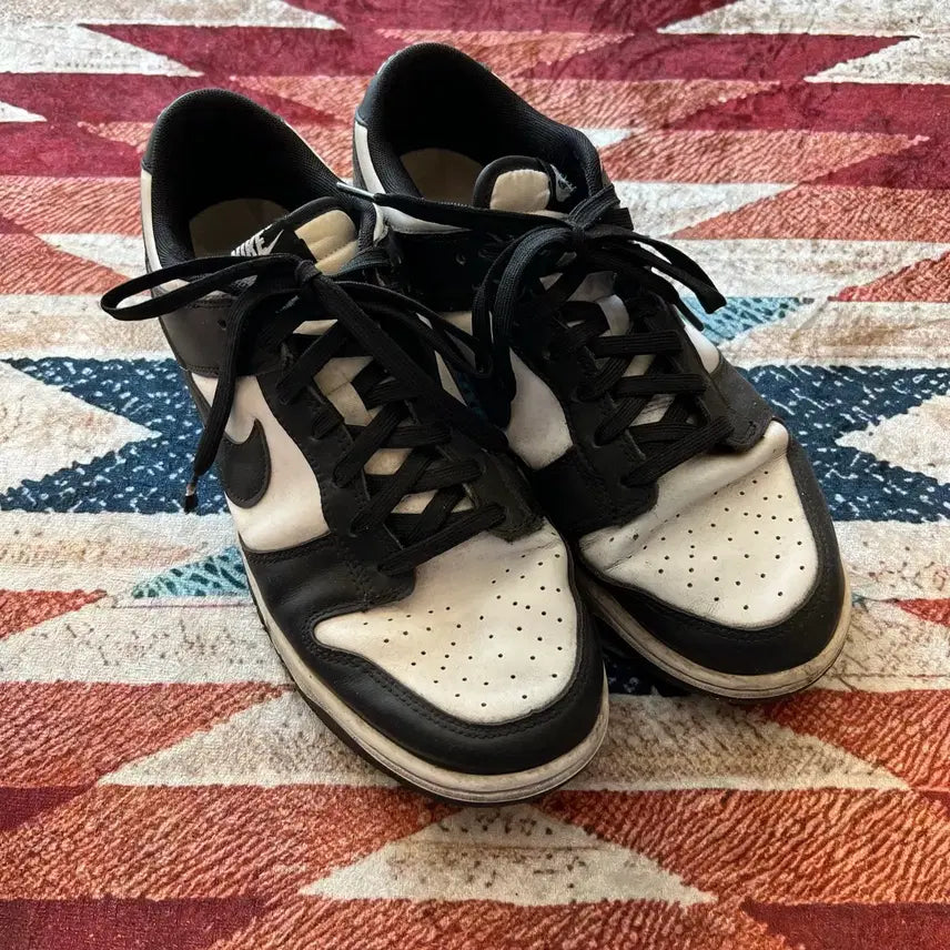 [BUNJANG] Nike Dunk Low Retro 'Black' Sneakers (285) / 나이키 덩크 로우 레트로 [블랙] 285