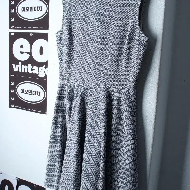 [BUNJANG] Diane von Furstenberg Sleeveless Patterned Dress / W(S-M) 다이앤본퍼스텐버그 드레스 원피스 민소매 패턴-H36104