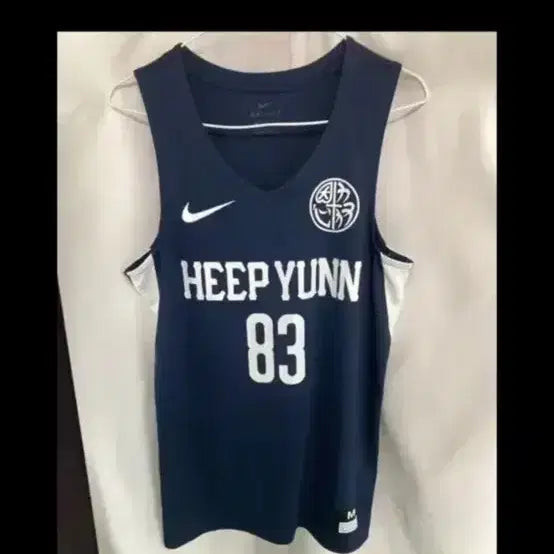 [BUNJANG] Nike Dri-FIT Sleeveless Training Tank Top Black / 나이키 드라이핏 기능성 트레이닝 민소매 나시 블랙