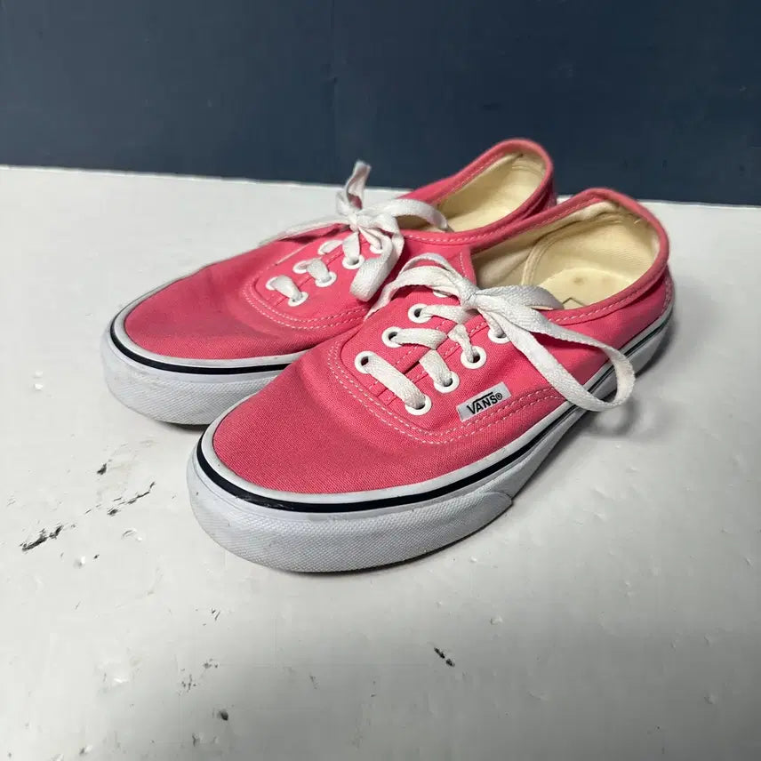 [BUNJANG] Vans Authentic Pink Sneakers US 8.5 / 220 반스 어센틱 핑크 스니커즈