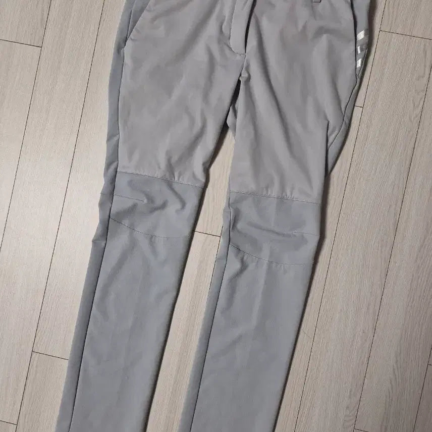 [BUNJANG] Adidas FW Climawarm Women's Pants Size S / 아디다스 FW 클라이마히트 여성 팬츠(바지) 사이즈s제품명: 아디다스 FW 클라이마히트 여성 바지 (DJ2553)소재: 나일론68%, 폴리에스터(폴리에스테르) 21%, 폴리