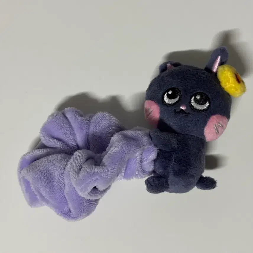[BUNJANG] Tonnyangdeok Scrunchie RIIZE Wonbin / 토냥덕 스크런치 라이즈 원빈