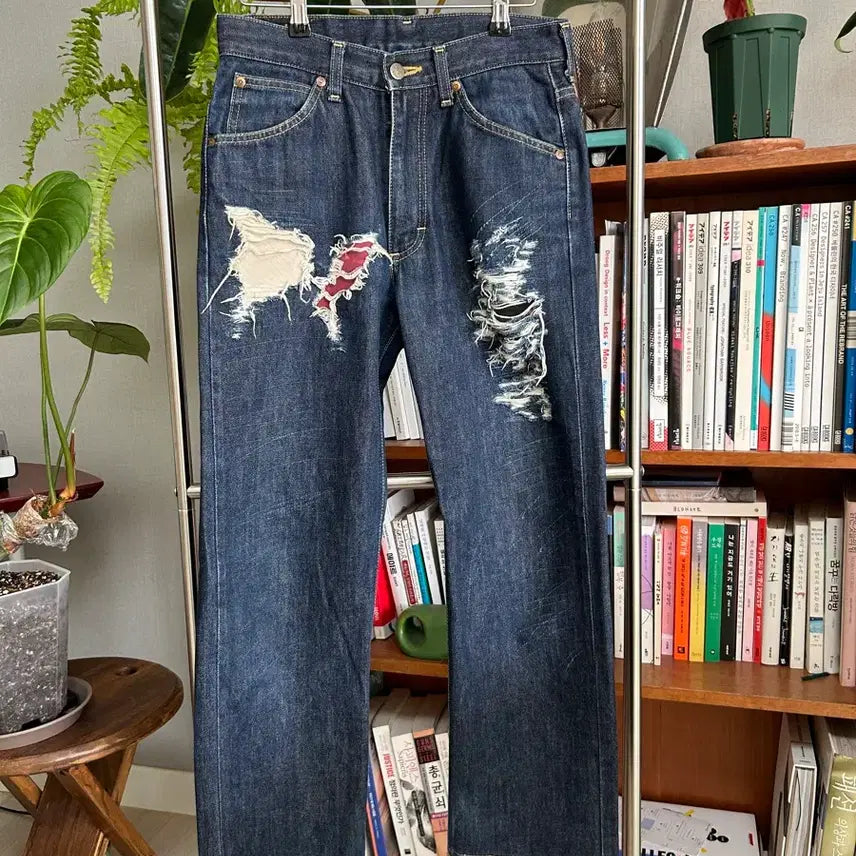 [BUNJANG] Lee Riders Damaged Denim Pants / Lee 데미지 데님팬츠 26-27