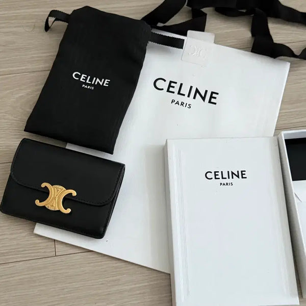 [BUNJANG] Celine Shiny Calfskin Card Holder / 셀린느 카드지갑